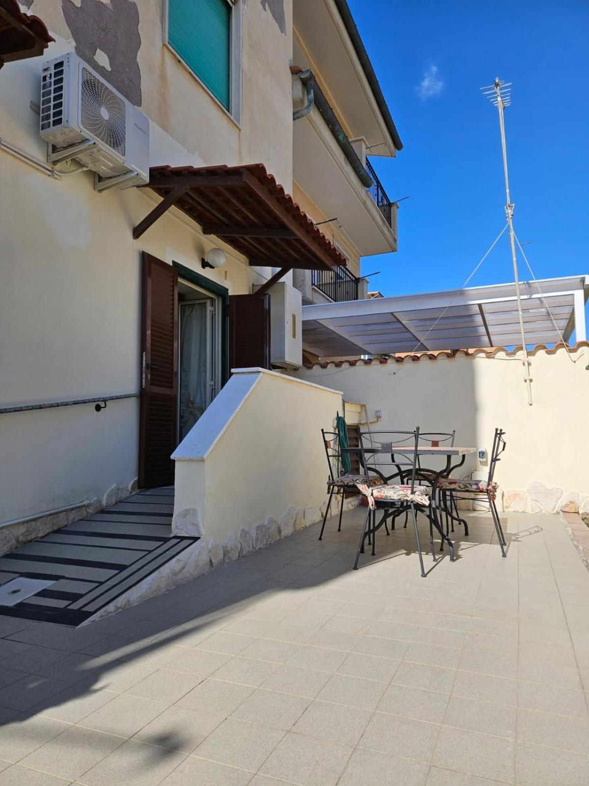 Bebo House Fiumicino Appartement Buitenkant foto